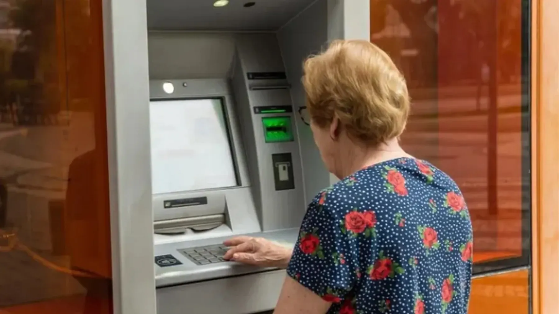 Jubilados: El gobierno anunció el mismo bono de 70 mil pesos para octubre