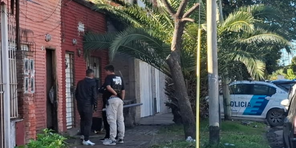 Ituzaingó: escapaban de un allanamiento por drogas y entraron a las casas de los vecinos
