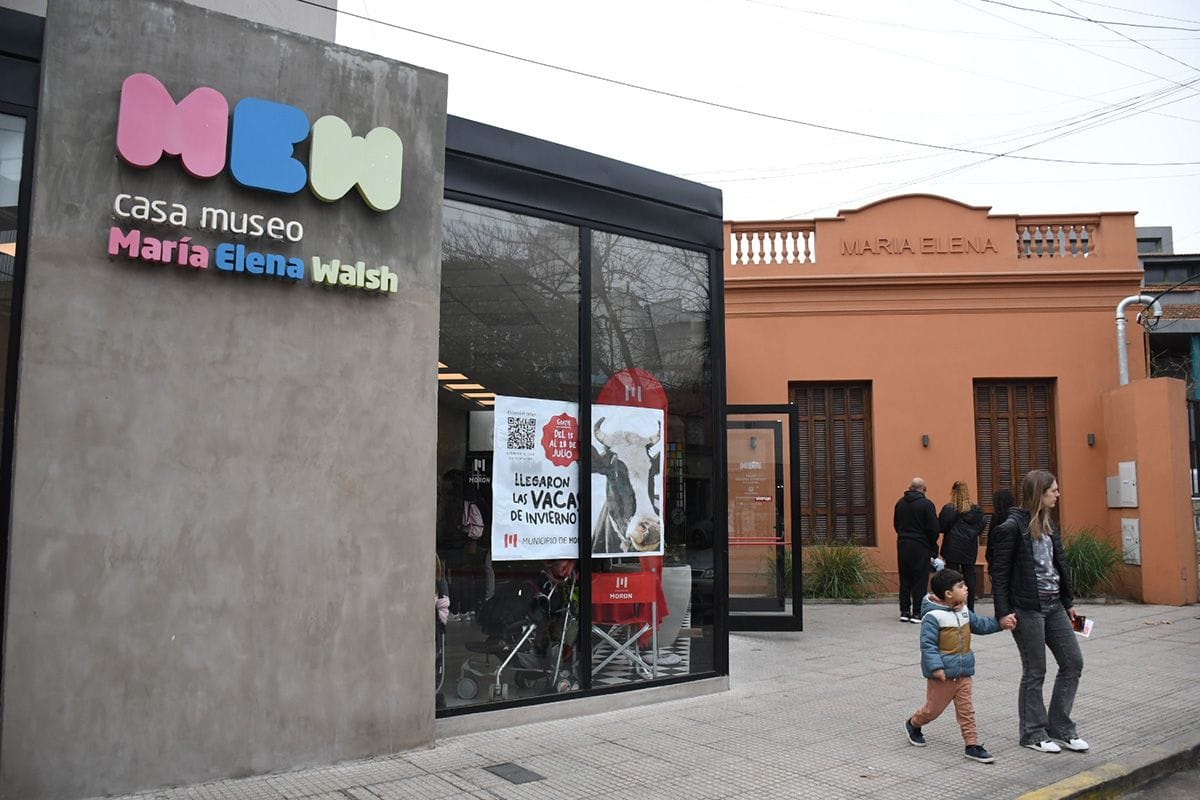 Orgullo moronense: La Casa Museo María Elena Walsh recibió el Premio Pregonero 2025