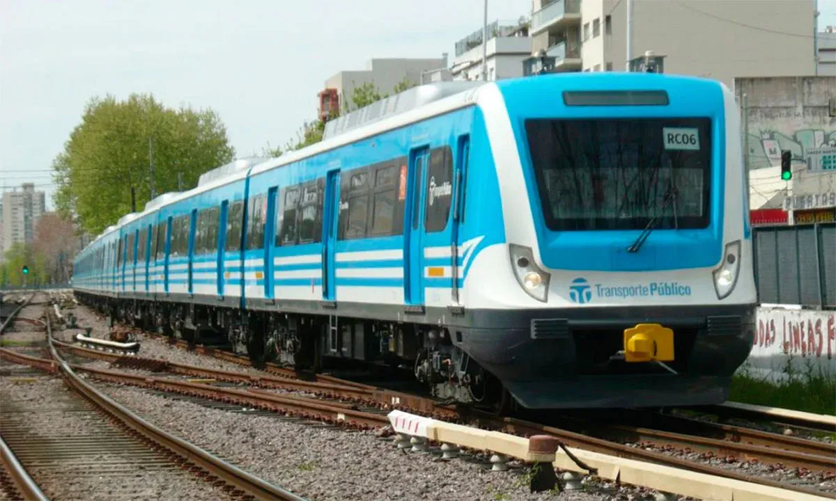 Trenes Argentinos: Tras el descarrilamiento en Liniers, se anunció una obra para mejorar la potencia eléctrica