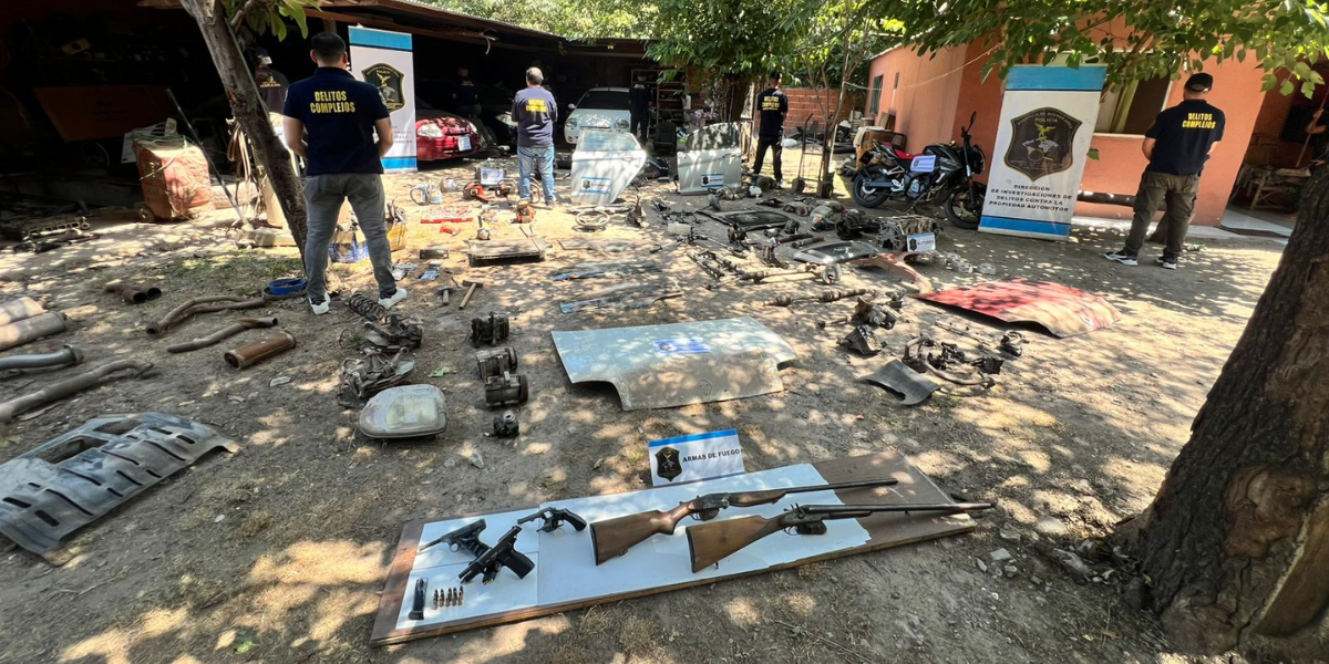 Allanan la casa de un Policía de la Ciudad por venta de autopartes en Morón: hay ocho detenidos