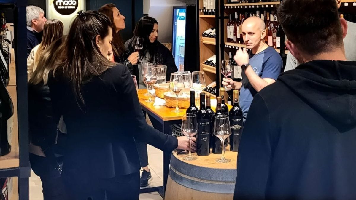La "Noche de las Vinotecas" regresa con una nueva edición a zona oeste