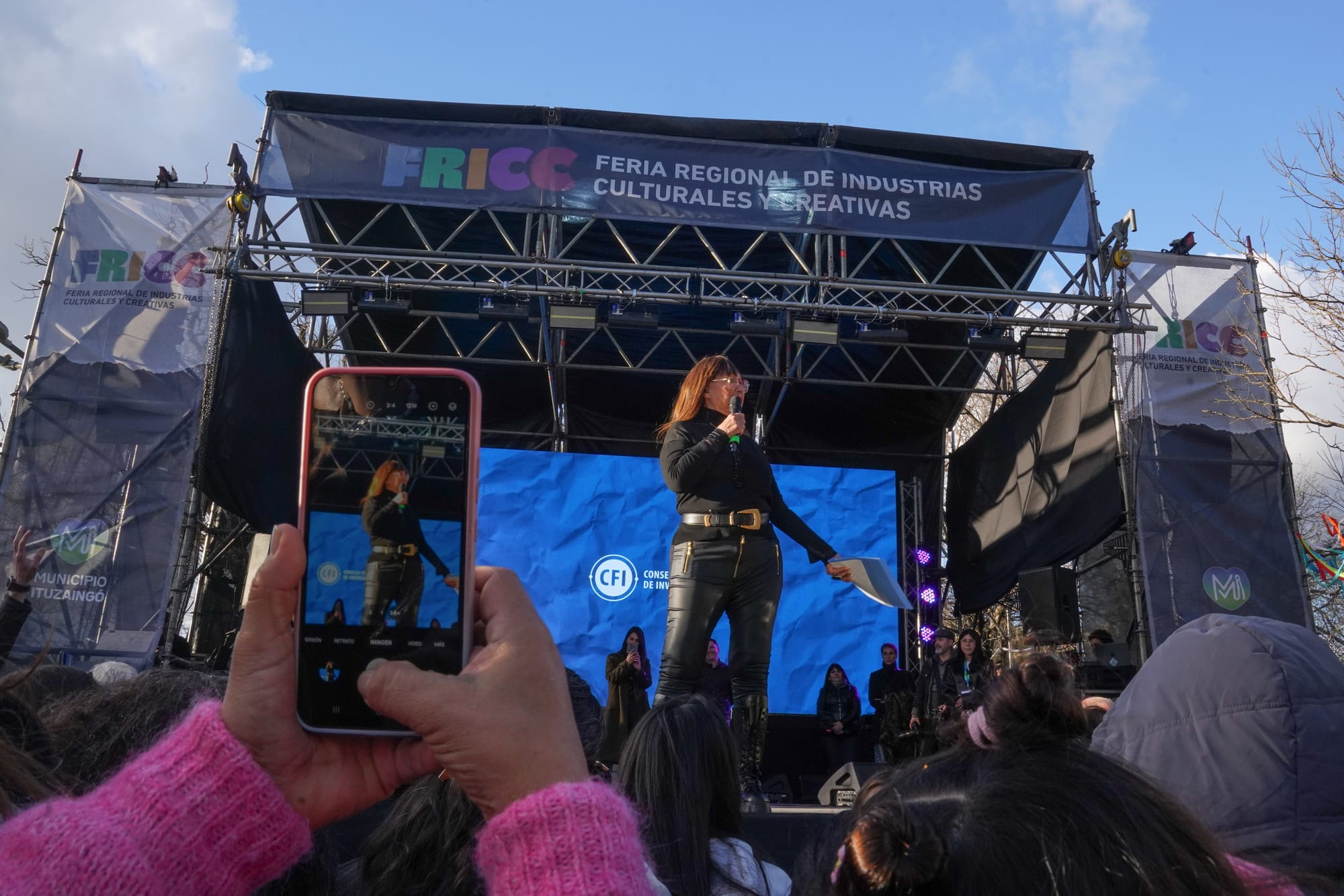 Ituzaingó: La feria cultural fue un éxito, miles de personas participaron todo el fin de semana