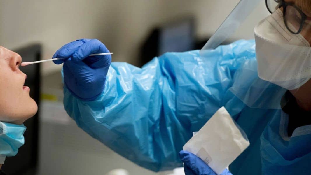 Cuándo realizar el testeo y cuánto aislarse, claves para saber qué hacer