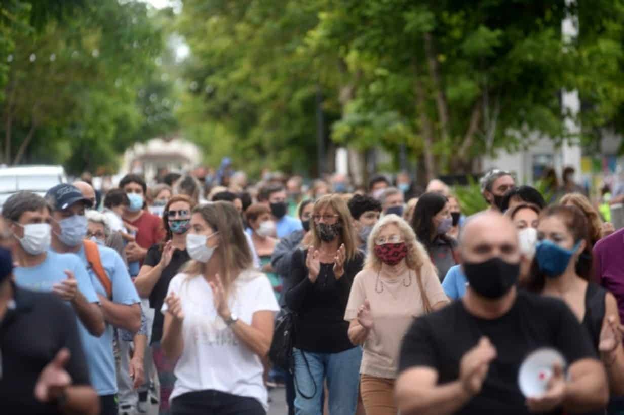 Vecin@s autoconvocad@s de Castelar organizan un cacerolazo por mayor seguridad