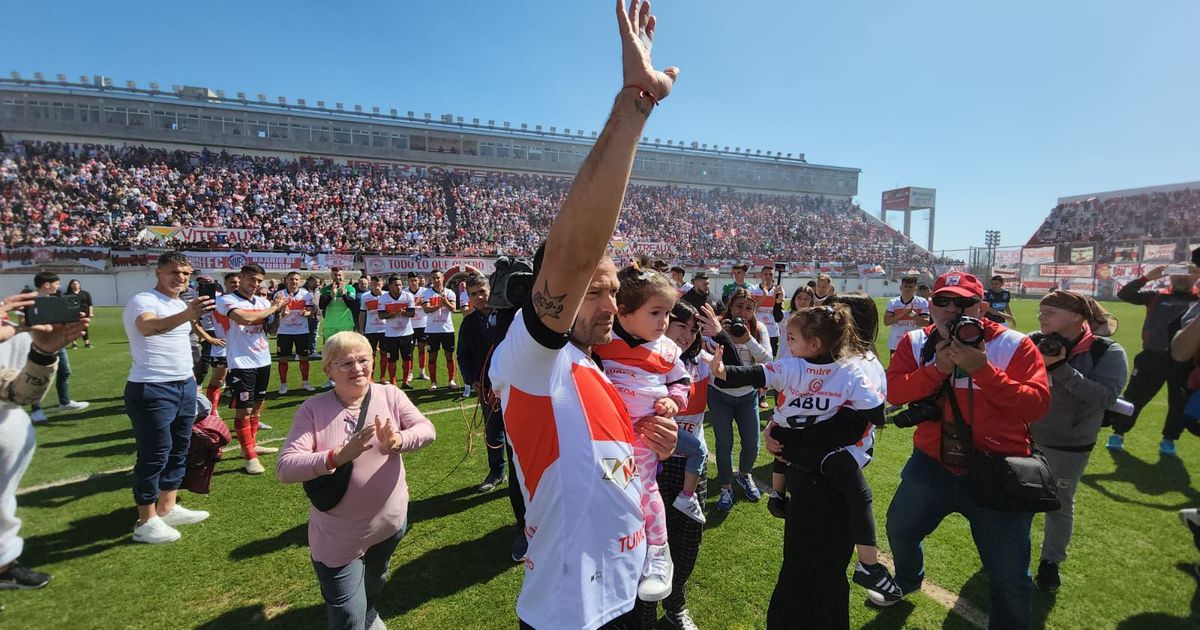 El ídolo contemporáneo: tras su reciente retiro, la historia de Damián Akerman y Deportivo Morón