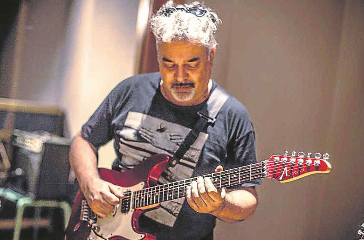 Guillermo Arrom, ex guitarrista de Luis Alberto Spinetta, charló con Radio Kamikaze