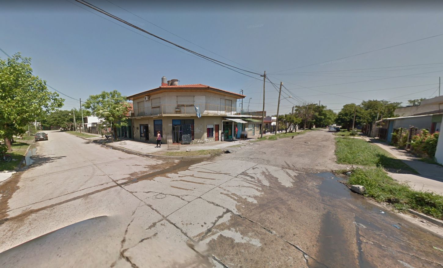 San Alberto: un joven estudiante fue asaltado por 2 motochorros y necesita recuperar sus libros