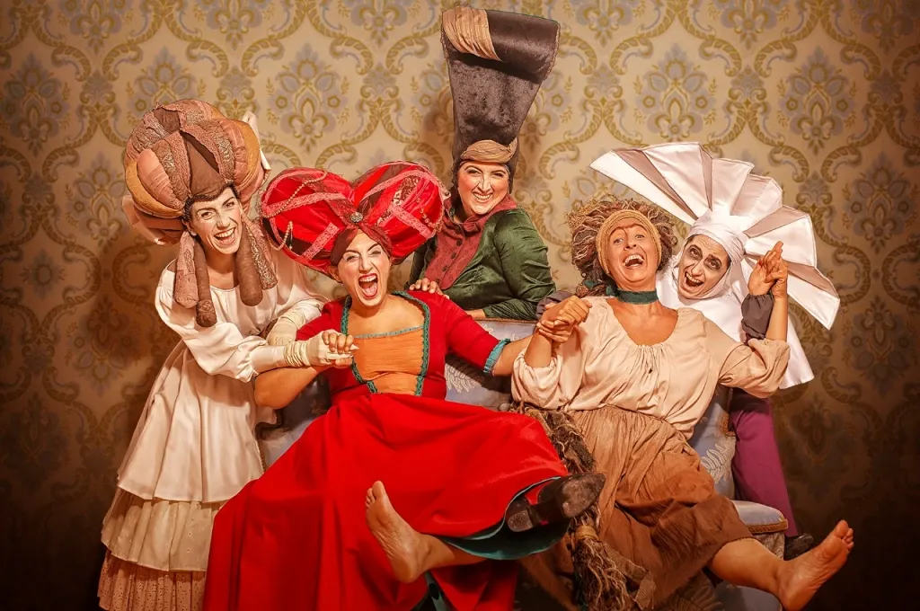 Damas Bravas, una de las obras que se presentará gratis en el Teatro Gregorio de Laferrere en Morón.