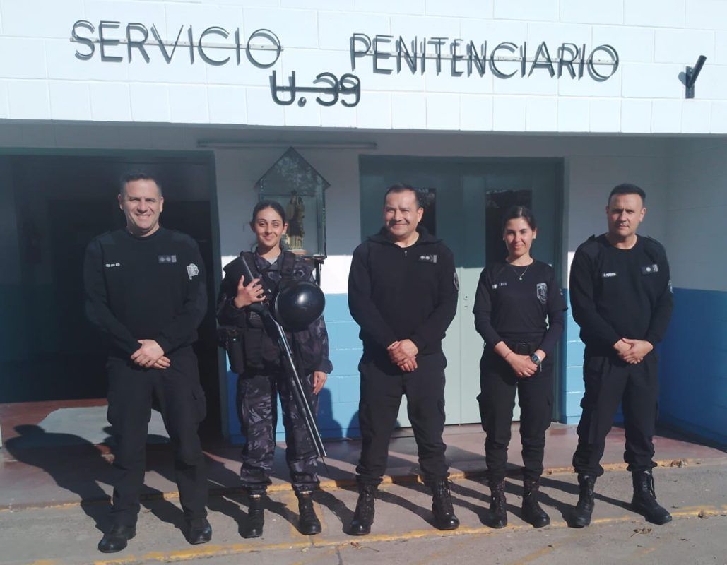 Igualdad de género: Por primera vez dos mujeres integran un grupo operativo de élite en la cárcel de Ituzaingó