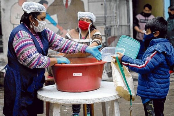 Milei abandonó por completo a los comedores populares y crece la bronca