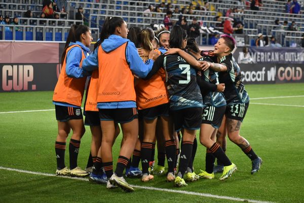 La Selección Argentina goleó y sueña con la clasificación
