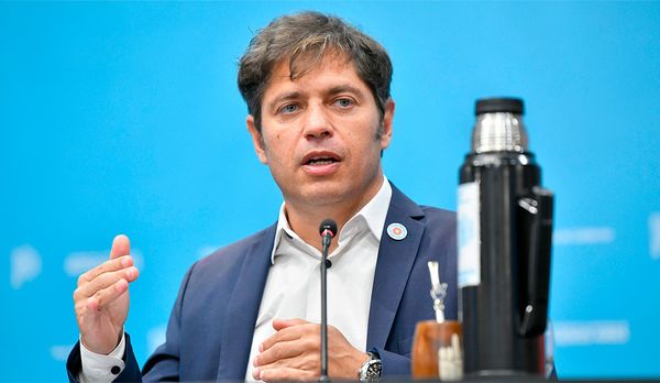 El gobernador Axel Kicillof refuerza la ayuda alimentaria en comedores y merenderos provinciales