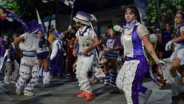 Ituzaingó a puro Carnaval en el Boulevard Fleming