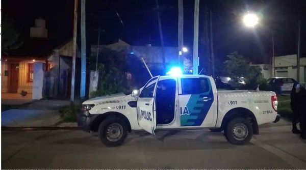 Merlo: apuñalan a 3 policías de la comisaría 5ta.