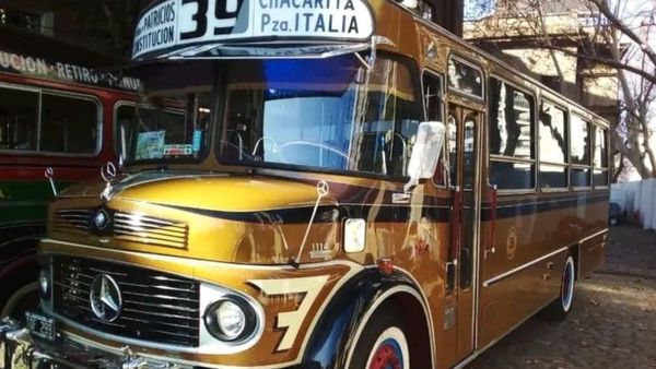 Morón: llega una muestra de colectivos antiguos al Museo Nacional de Aeronáutica