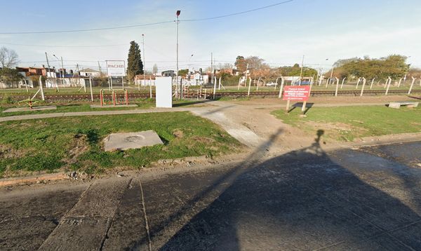 Castelar: La policía encuentra un bebe ya fallecido en una bolsa al costado de la vía