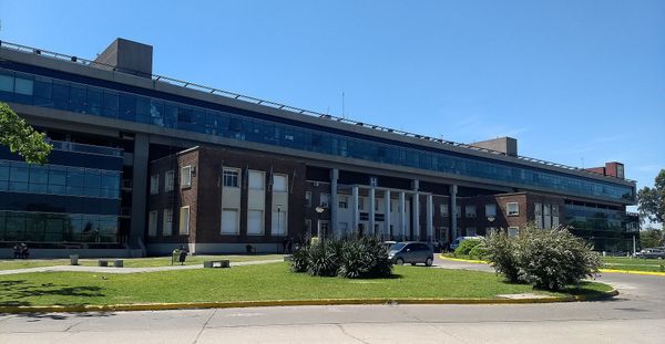La ola de despidos llegó al  Posadas: echan a médicos, enfermeros y personal vital para el hospital