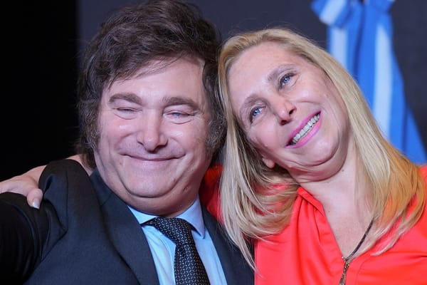 Milei echó al funcionario que denunció las coimas