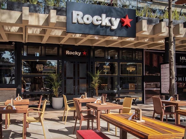 Una influencer destacó un restaurante de Ituzaingó como el "más variado de la zona"