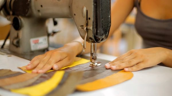 Ropa a precios populares para vecinos de Ituzaingó