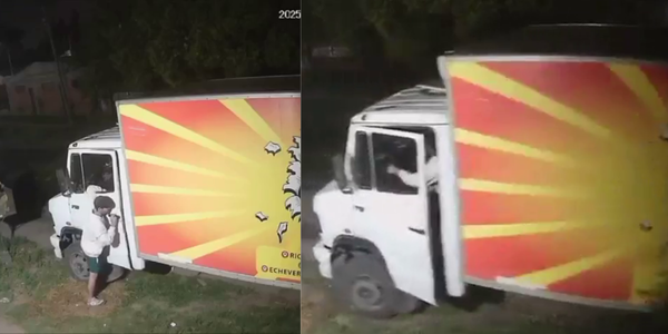 En Merlo se robaron un camión lleno de pollos