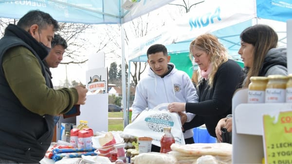 Ituzaingó: la feria itinerante de Mercados Bonaerense llega  la Plaza Eva Perón