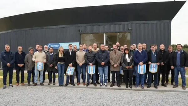 La AFA apoyará a loa municipios bonaerenses que quieran trasmitir  los partidos de la Selección