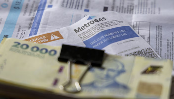 Otro golpe al bolsillo: Conocé los nuevos aumentos del mes de junio en transporte, prepagas y servicios