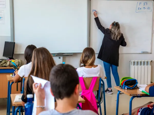 "Soy Docente": El programa moronense que beneficia a los educadores estas vacaciones de invierno