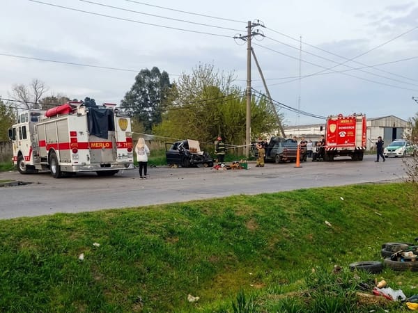 Tragedia en Merlo: chocó de frente tras cruzar de carril y mató a una mujer