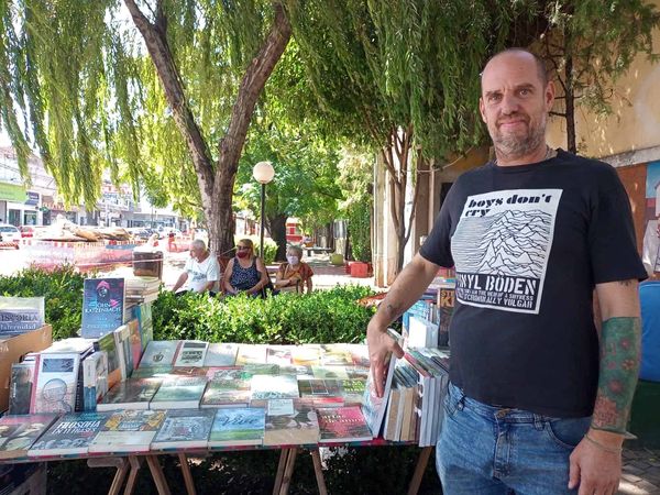 De profesión, librero: La historia de Cristian