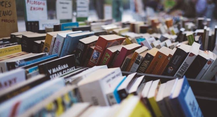 La noche de las librerías se celebra en Morón