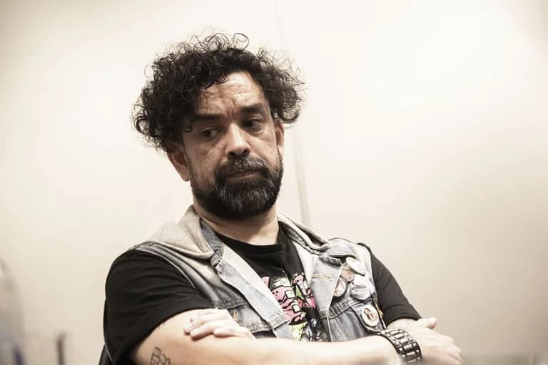 "Narrativas del Conurbano": Las reflexiones de Leo Oyola tras la charla en la FILBA