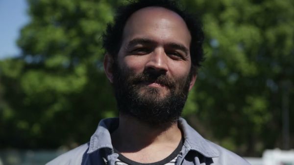 Desmitificando las primeras veces: Una charla con Guillermo Amarilla Molfino