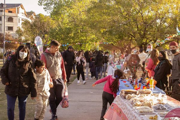 Se realizará la 3° Feria de las Colectividades en Marcos Paz