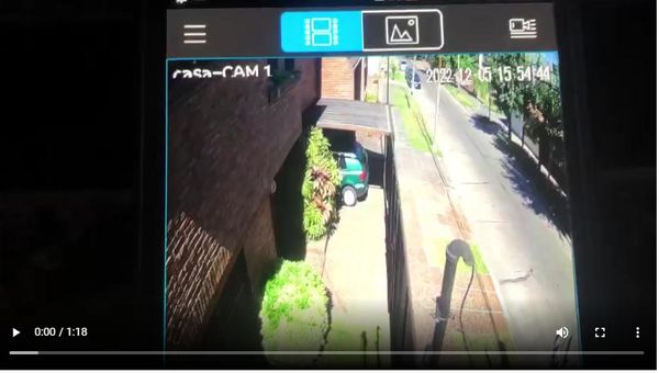 Detienen a 2 ladrones en Castelar que intentaban robar una vivienda con el dueño adentro