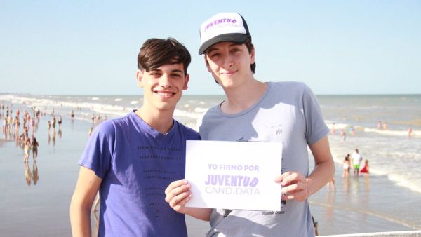 Jóvenes bonaerenses juntan firmas para bajar la edad mínima para ser elegidos como intendentes y concejales