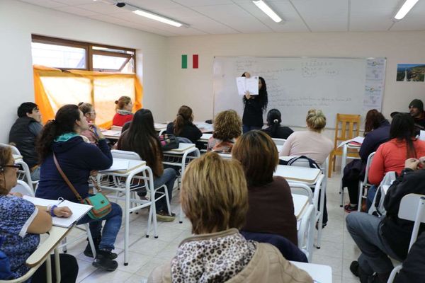 Ya abrió la preinscripción al Plan FinEs 2023 ¿Cómo anotarse para terminar el secundario?