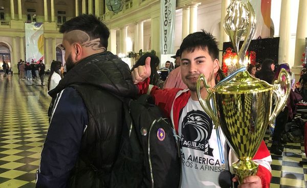 Un barbero de Merlo busca sponsors para viajar a la Copa América de la disciplina