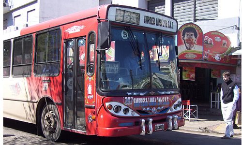 Colectivos en el AMBA: Tras la reducción de los servicios en la zona, el Gobierno se reunirá esta tarde con las Cámaras empresarias