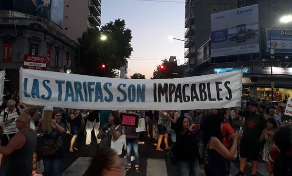 Era Milei: Los tarifazos al transporte, a la luz, el gas y el agua arrancan el 1 de enero